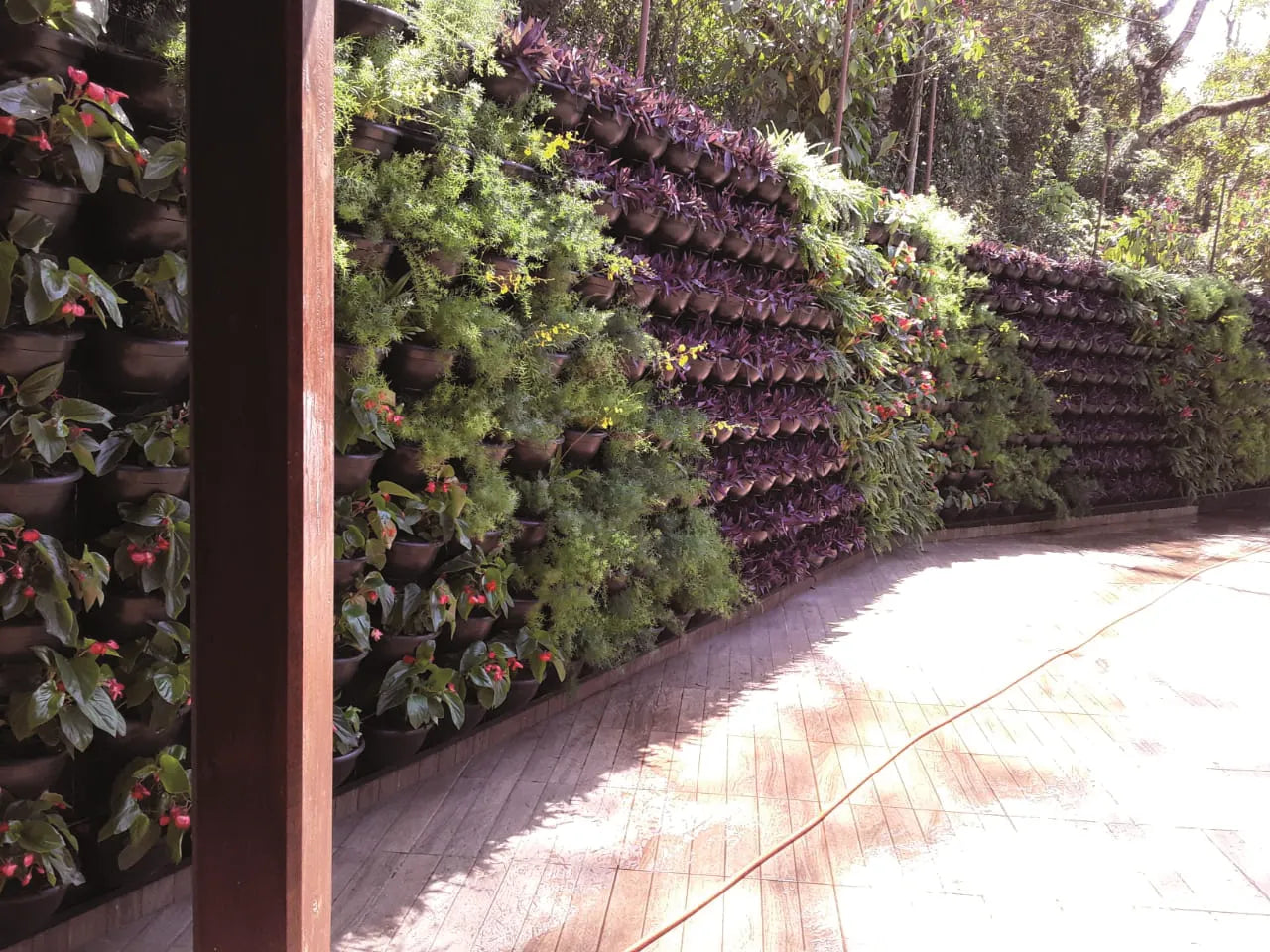 Vaso de Parede Médio